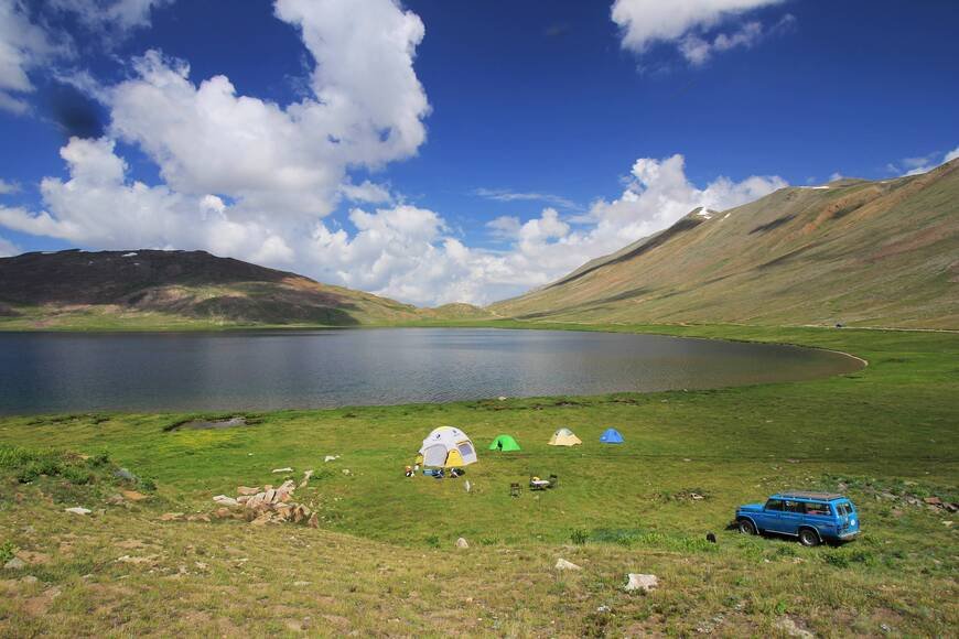 Shoesar Lake is the best place to visit in north Pakistan in October 